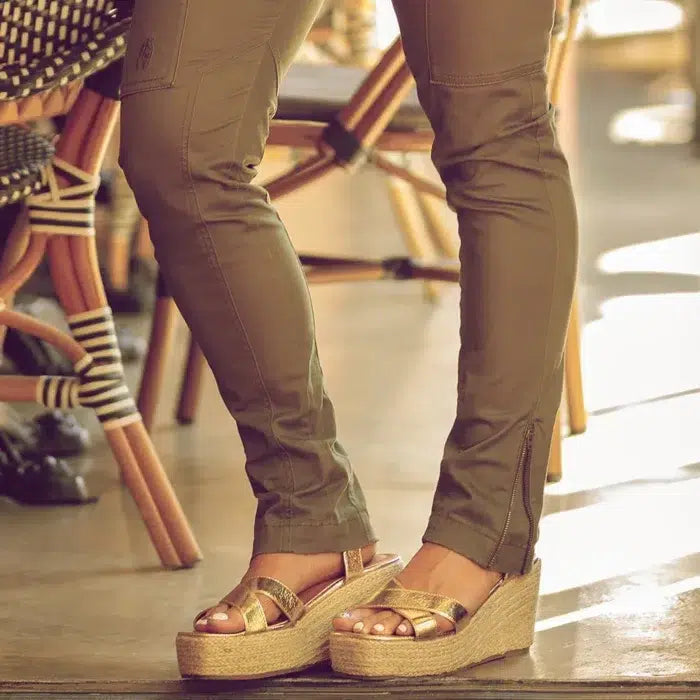 Boerboel Wear - Ladies Kalahari Cargo Pants Olive Boerboel Wear